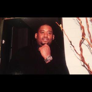 Meet your Posher, Larry